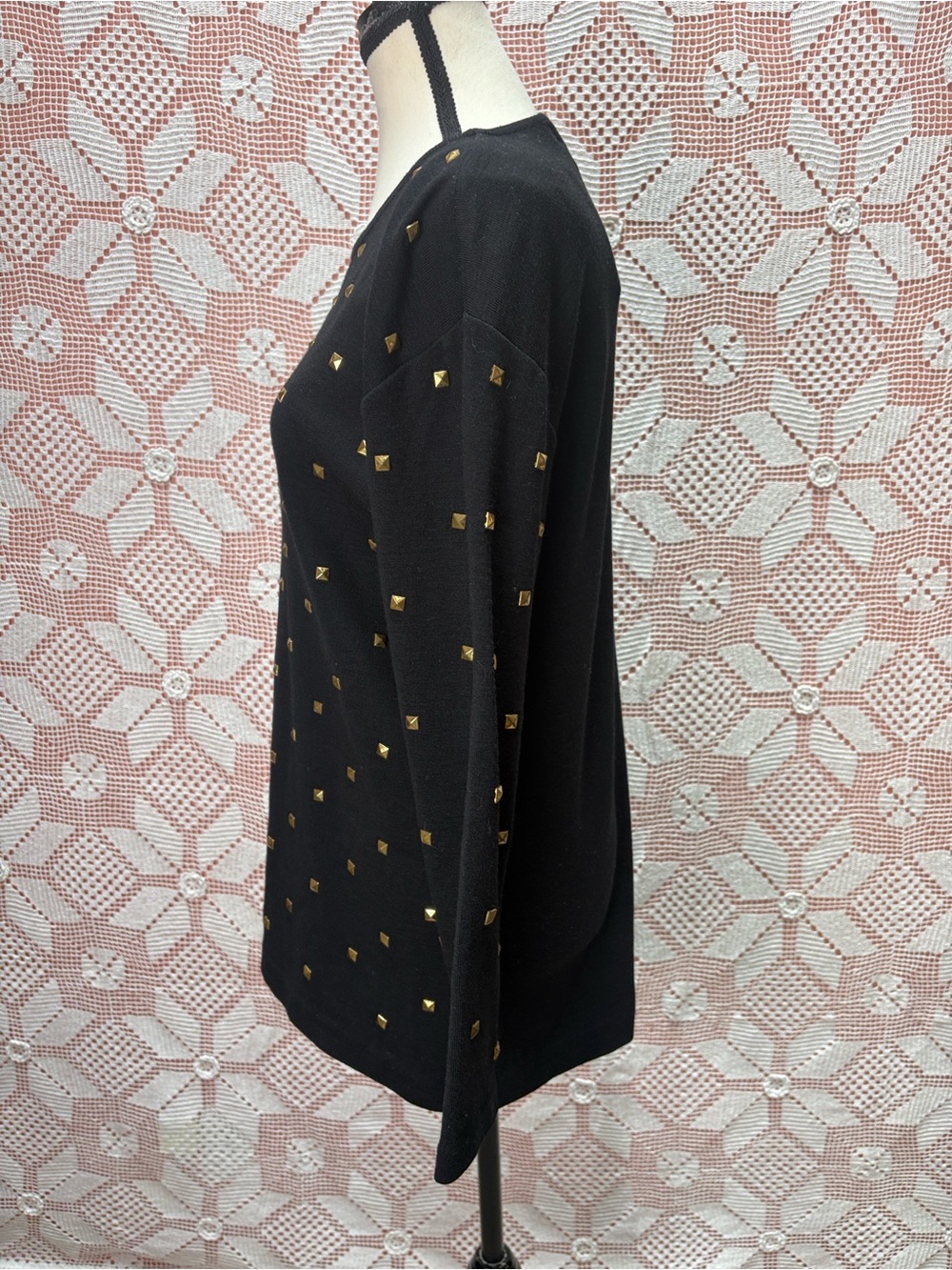 Vintage Outlander Studded Sweater Sz Sm-M - Picture 8 of 9